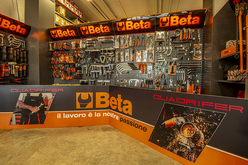 interno 02 Interno azienda